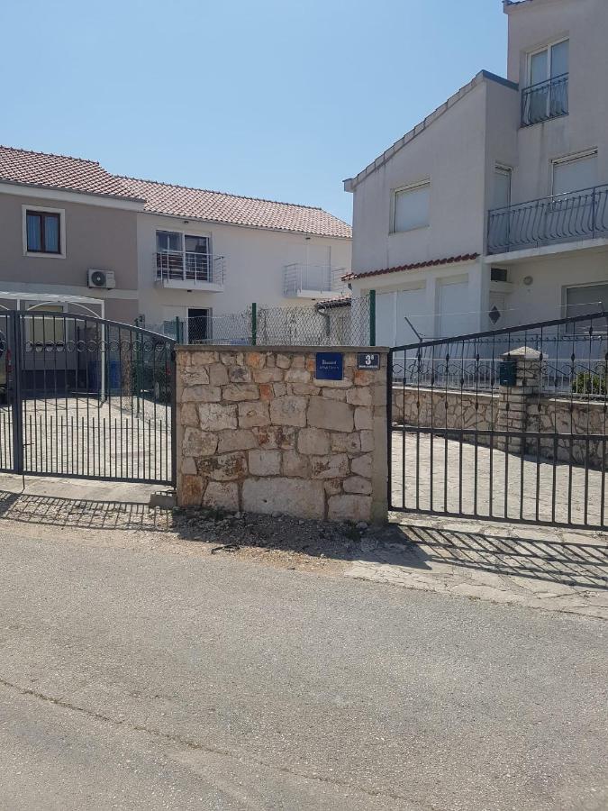Apartmani Tamaris Murter Esterno foto
