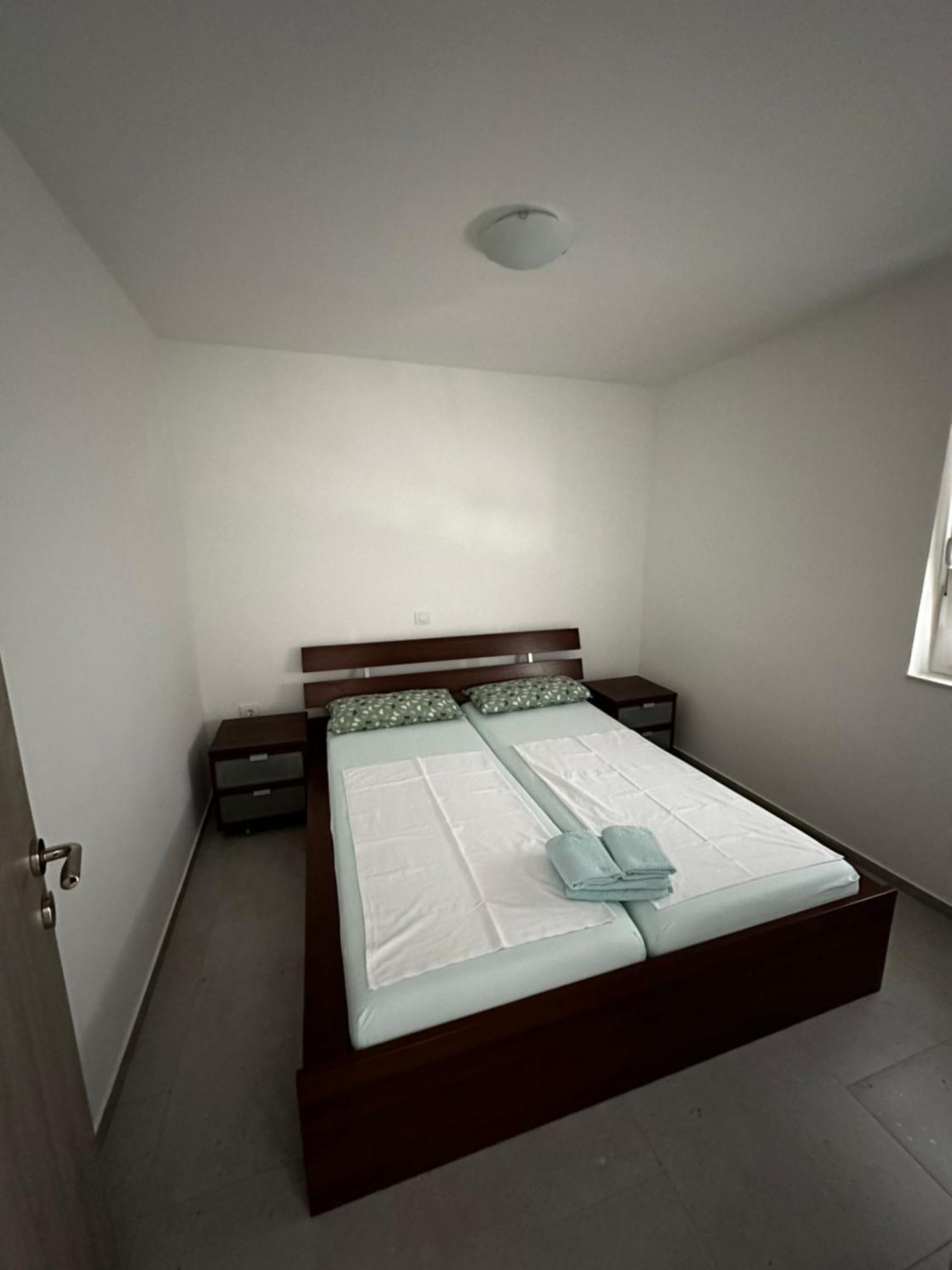 Apartmani Tamaris Murter Esterno foto